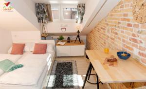 Posteľ alebo postele v izbe v ubytovaní Apartments Opa Opa