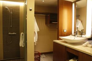 Ένα μπάνιο στο Grand Noble Hotel Xi’an