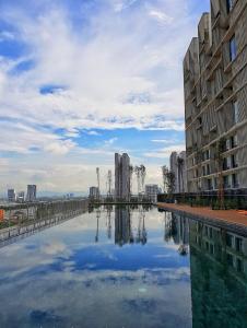 サイバージャヤにあるTamarind Suites Cosy Studioの大量の水 +21枚の写真