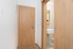 Koupelna v ubytování Rooms Kala
