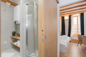 Koupelna v ubytování Rooms Kala