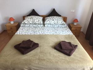 Posteľ alebo postele v izbe v ubytovaní Family 2-rooms Apartment