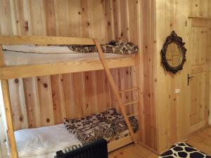 Voodi või voodid majutusasutuse Ecohouse Svaneti toas