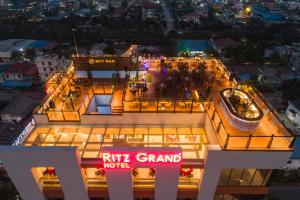Imagem da galeria de Ritz Grand Hotel Mandalay em Mandalay