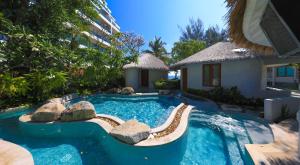 Bazén v ubytování Kundala Beach Resort Hua Hin nebo v jeho okolí