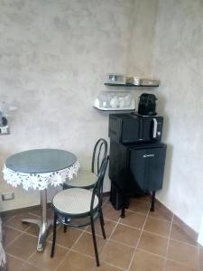 A kitchen or kitchenette at Villa Fabbri