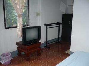 TV a/nebo společenská místnost v ubytování Pai Klang Vieng + 27 fotografií