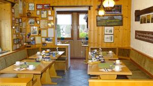 Restaurace v ubytování Pension "Lug ins Land"