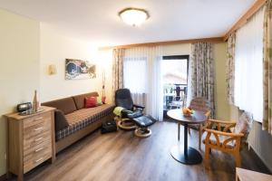Posezení v ubytování Hotel Garni Vier Jahreszeiten