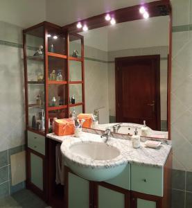 Een badkamer bij La casa del viaggiatore