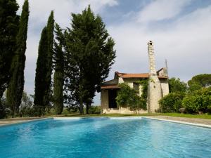 Bazén v ubytovaní Cefalicchio B&B alebo v jeho blízkosti