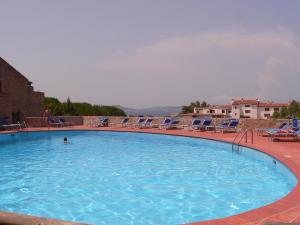 Bazén v ubytování Hotel Olimpia nebo v jeho okolí