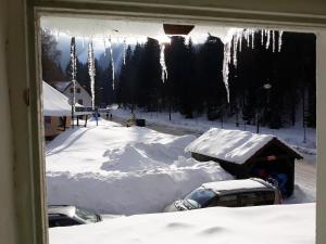 Hostel Fortuna v zime