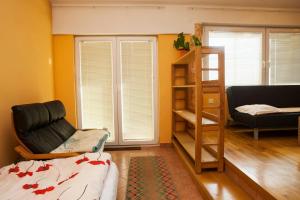 Postel nebo postele na pokoji v ubytování Guest House Čelan