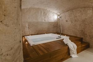 Koupelna v ubytování Cenobio Hotel & SPA Matera