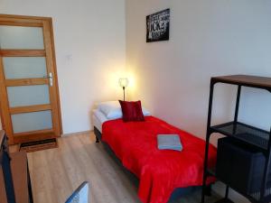 Posteľ alebo postele v izbe v ubytovaní Apartament Miarki + 8 fotografií