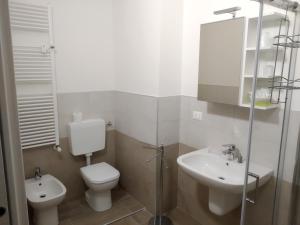 Zdjęcie z galerii obiektu ARNO ROOMS VERONA w Weronie