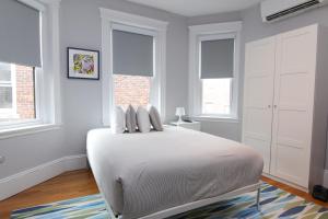 A Stylish Stay w/ a Queen Bed, Heated Floors.. #32