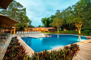 Kolam renang di atau dekat dengan Hotel Chichen Itza