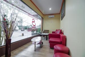 Gallery image of RedDoorz @ Batu Aji Batam 2 in Sagulung