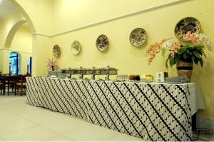 Restoran või mõni muu söögikoht majutusasutuses Diana Hotel Jogja