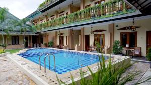 Bassein majutusasutuses Diana Hotel Jogja või selle lähedal