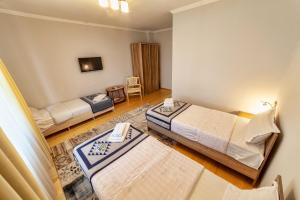 Imagen de la galería de TES Hotel, en Osh