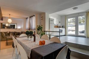 Kuchnia lub aneks kuchenny w obiekcie Holiday Home Zoya