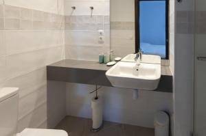 Kúpeľňa v ubytovaní Sea Pearl + 13 fotografií