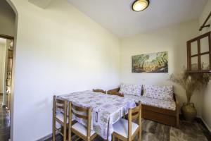 Gallery image of Miltiadis Apartments Spiti Miltiadis in Agios Georgios Pagon
