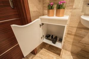 Kúpeľňa v ubytovaní ApartSerwis - Apartament Zacisze