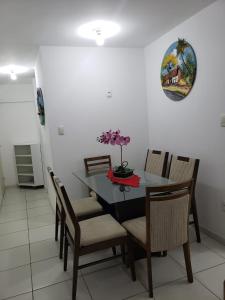 Área de jantar no apartamento