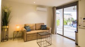 Φωτογραφία από το άλμπουμ του Luxury Suite by the pool στο Εϊλάτ +33 φωτογραφίες