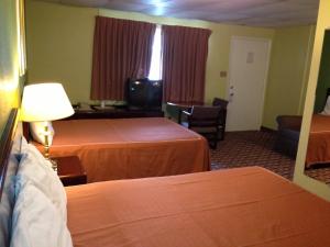 Φωτογραφία από το άλμπουμ του Red Carpet Inn Niagara Falls σε Καταρράκτες του Νιαγάρα