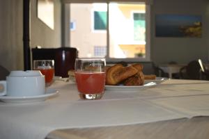 Možnosti snídaně pro hosty v ubytování Hotel La Tavernetta