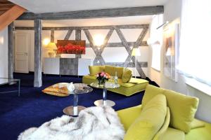 Posezení v ubytování Schlosshotel Betzenstein