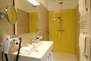 Koupelna v ubytování Schlosshotel Betzenstein