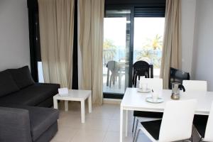 Khu vực ghế ngồi tại Ático Avda del Mar Inmomart