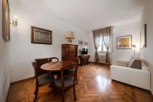 Posedenie v ubytovaní Casa da Suite Classica