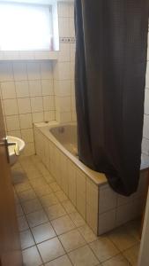 Vonios kambarys apgyvendinimo įstaigoje GZ Hostel Bonn