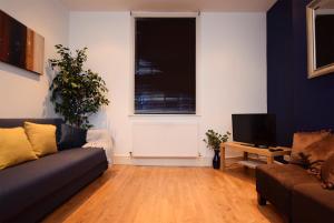 Gallery image of Derby Town House 1 min to town in Derby