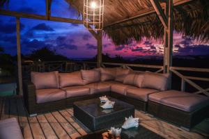 พื้นที่นั่งเล่นของ Villa Hakuna Matata Bonaire - Pool & Sea View