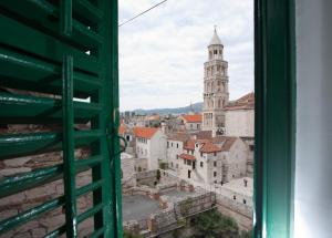 Výhľad na mesto Split alebo výhľad na mesto priamo z apartmánu