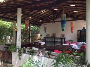 Restaurace v ubytování Pousada Roana