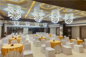Fotografie z fotogalerie ubytování Krishna Palace Hotel v destinaci Bhayandar