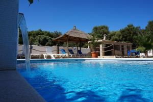 The swimming pool at or close to Villa fuente redonda