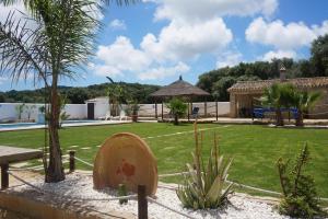A garden outside Villa fuente redonda