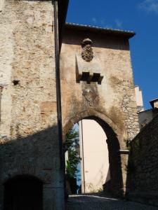 Fotografie z fotogalerie ubytování La Bifora e Le Lune Vico sotto gli archi 5 v destinaci Santo Stefano di Sessanio
