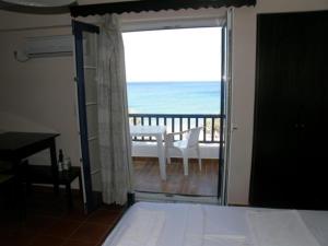 Nespecifikovaný výhled na moře nebo výhled na moře při pohledu z aparthotelu