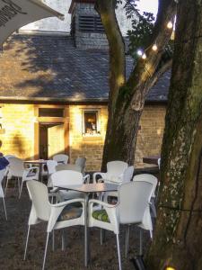 Το κτήριο όπου στεγάζεται  το διαμέρισμα